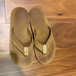 Rainbow cafe Leather Flip Flop Sandals size medium (8.5-9.5)